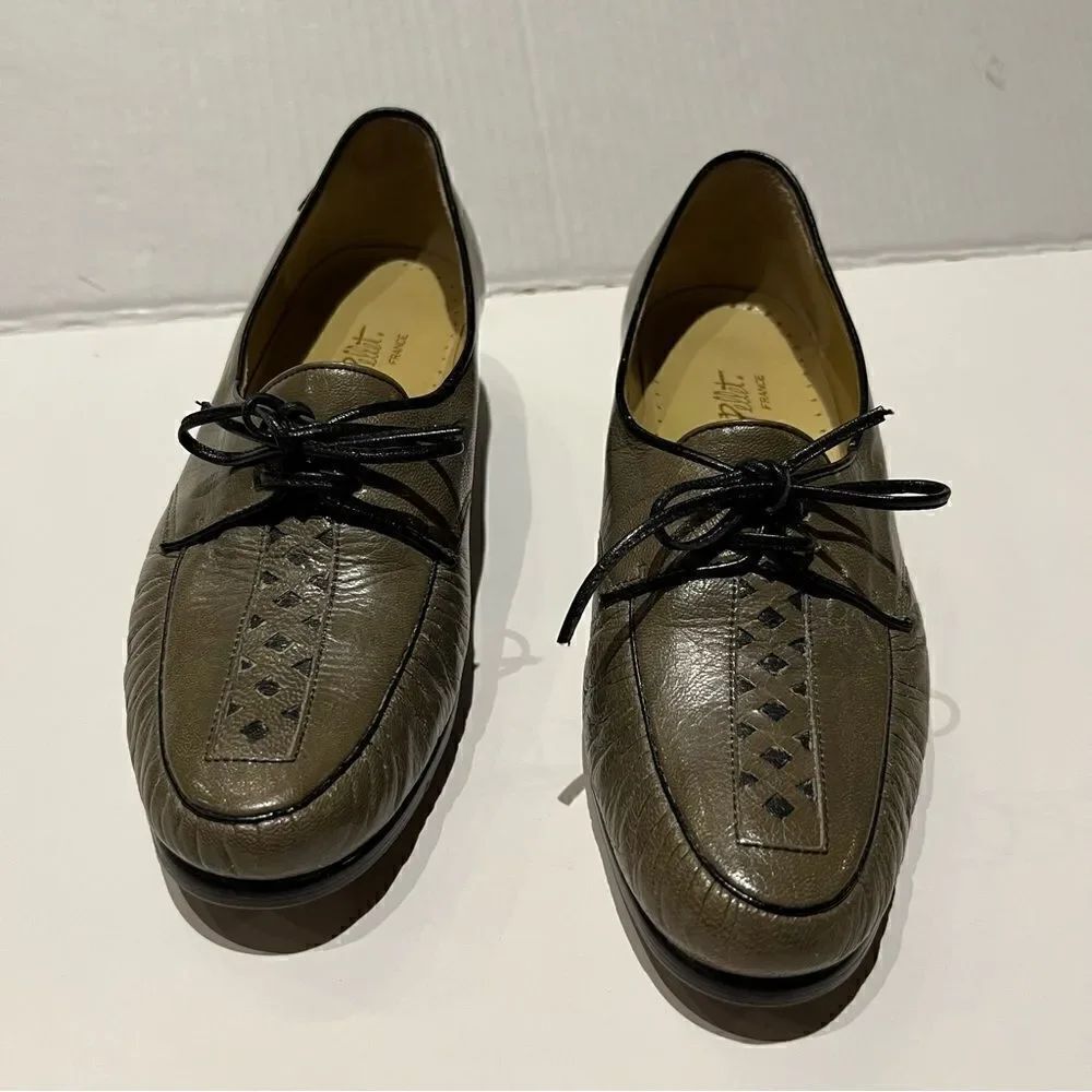 Christian Pellet France loafers Gray with black trim size 5 EE